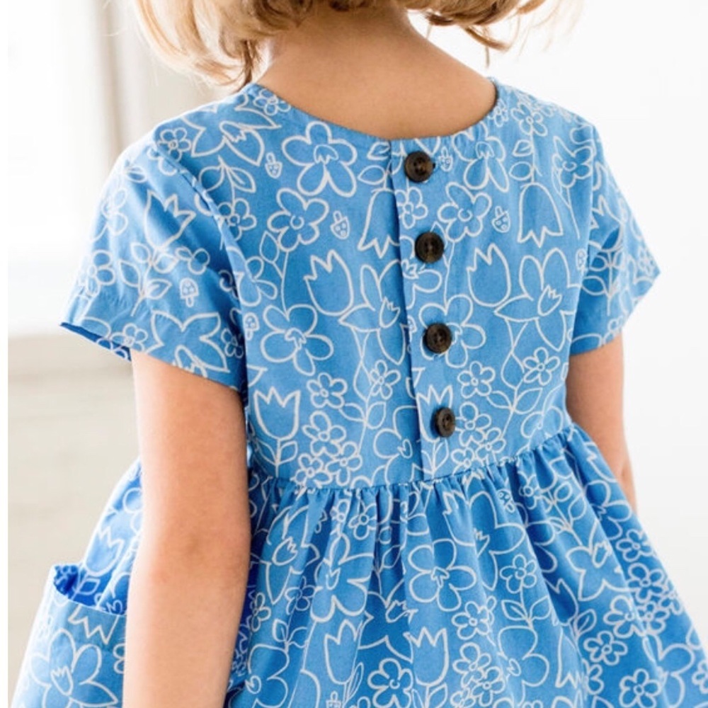 Hannah Andersson 100%  poplin pocket playdress 10